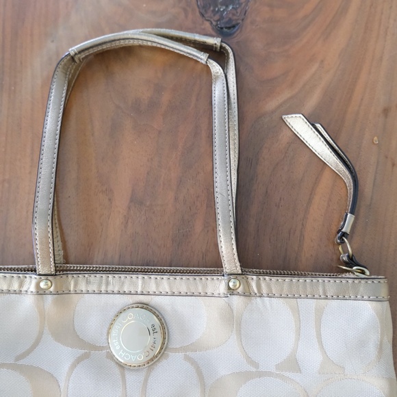 Coach Bag - Picture 5 of 12